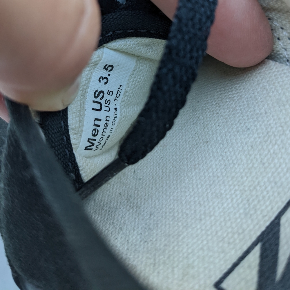 VANS black canvas low top sneakers - Picture 6 of 10